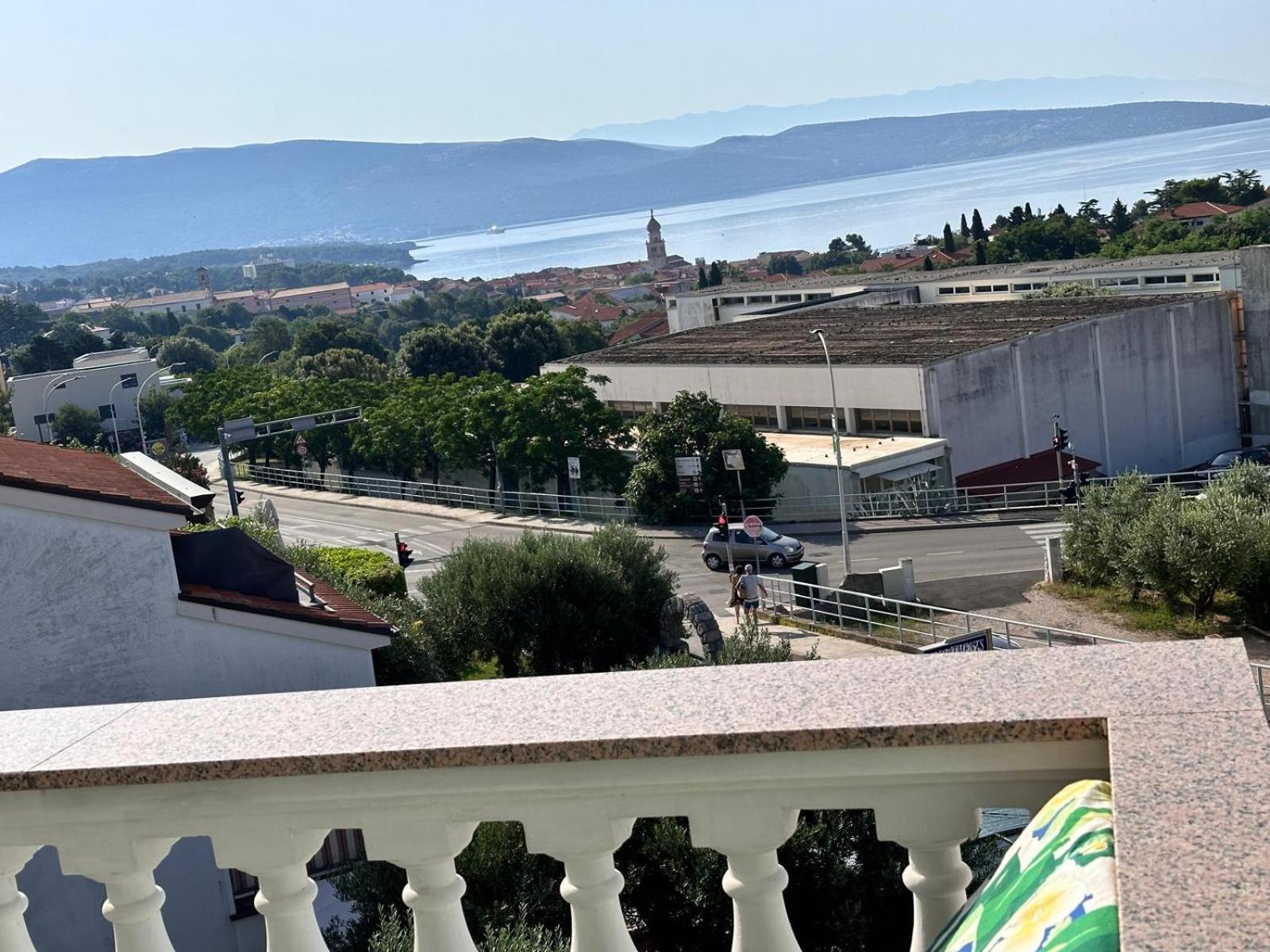 Apartmani Djurda Krk Town Eksteriør billede