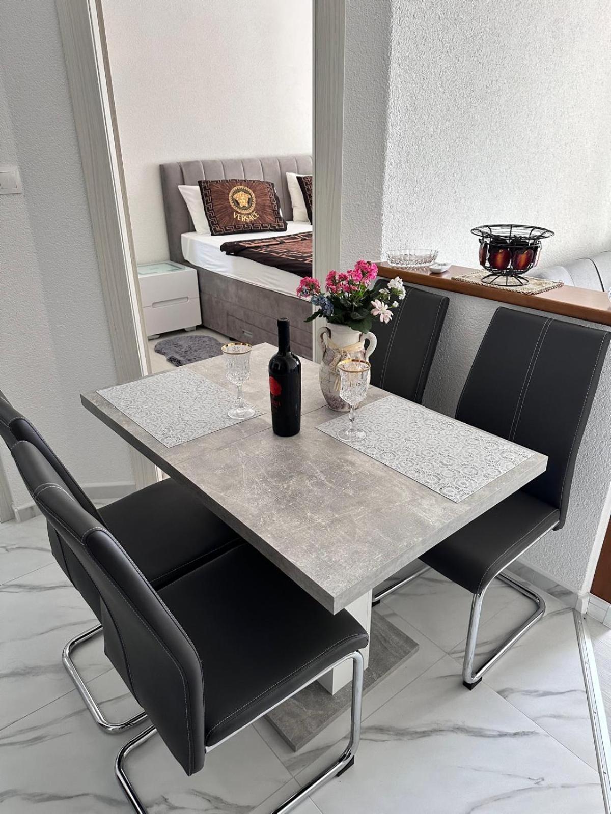 Apartmani Djurda Krk Town Eksteriør billede